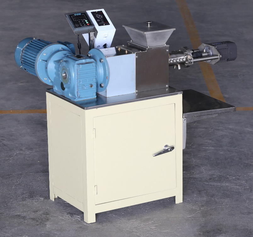 雙螺桿擠出機具備的優勢